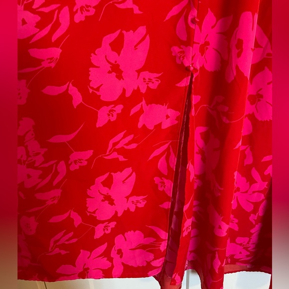 Beautiful Tropical Dress - Picture 5 of 8